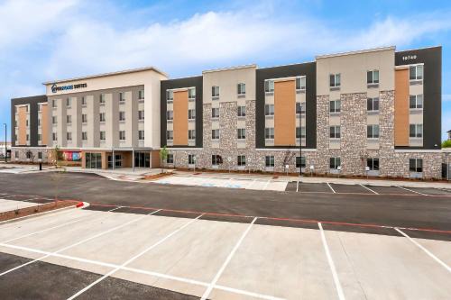 Everhome Suites El Paso Airport near Fort Bliss by Choice Hotels