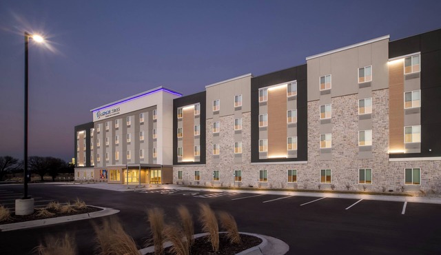 Everhome Suites Wichita Northeast by Choice Hotels