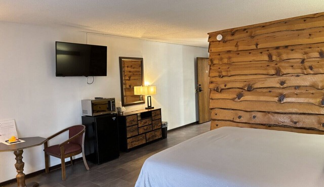 Every Room with a Beautiful View of The Wisconsin River *