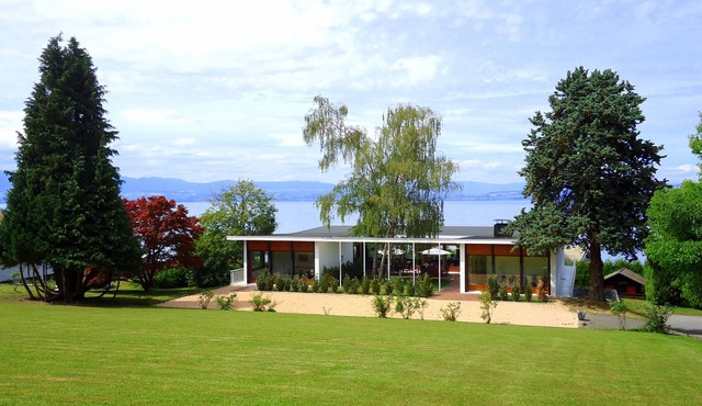 Evian, Stunning Views of Lake Geneva, 300 m from 5-star Royal Hotel