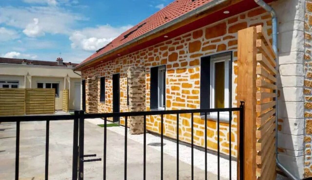 Evian01 Large T2, quiet, terrace, free parking