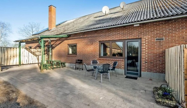 "Evina" - 17km to the inlet by Interhome