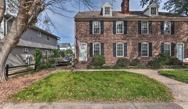 Evolve High-End Home on Lake 1 Block to Coast!