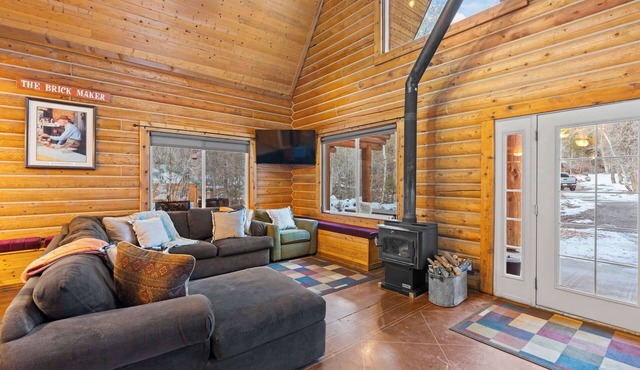 Evy's Family Ranch Cabin, Secluded