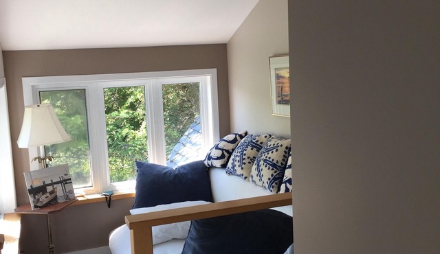 Executive style Cozy living by the Sea Schooner Cove