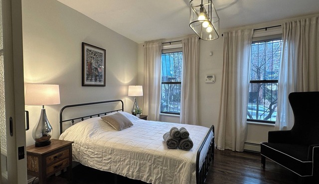 Exc Location & Comfortable Apt 2BD 1BA Downtown JC 12 min to NYC