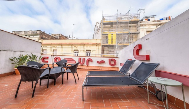 Excellent 2-bedroom apartment with terrace, well connected to downtown