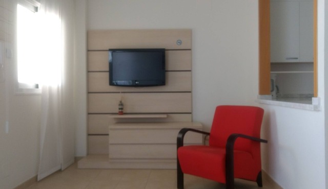 Excellent 2 bedroom apartment