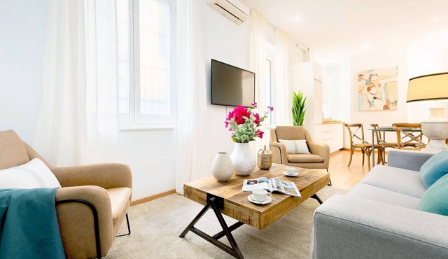 Excellent 2 bedrooms duplex in Santa Cruz Quarter. Lope de Rueda