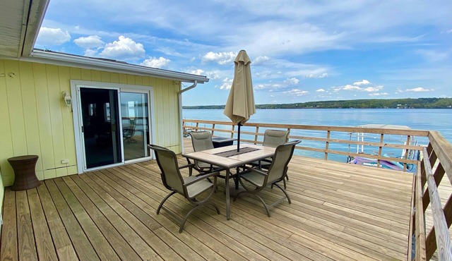Excellent FingerLakes- Owasco Lake Vacation Rental