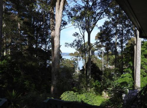 Excellent home to enjoy with family and friends.