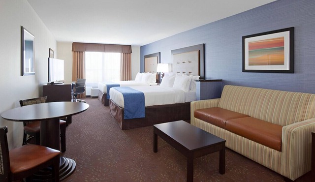 Excellent & Lovely Room near Fort Dodge Museum