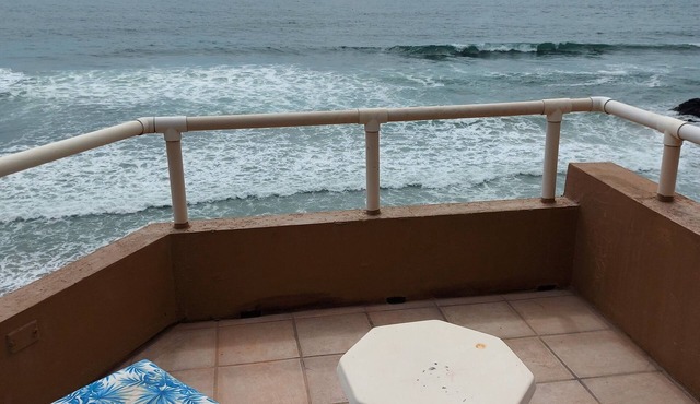 EXCELLENT UNOBSTRUCTED OCEAN VIEWS AND BEACH ACCESS!