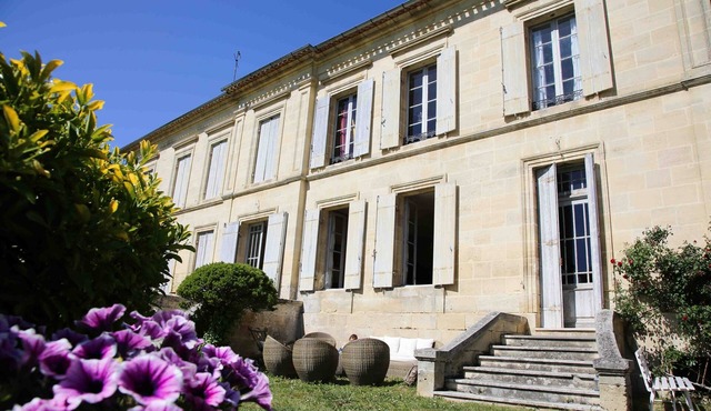 Exceptional Stay at Château Le Noble with Private Pool – In the Heart of a Historic Vineyard