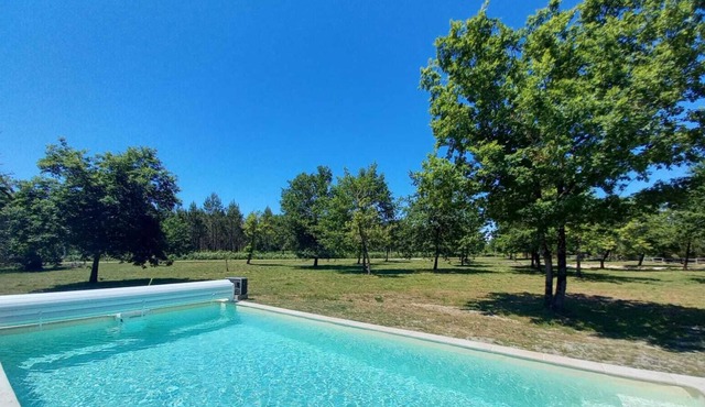 exceptional offer, 2 houses surrounded by nature, swimming pool, spa, sauna, 10 m beaches