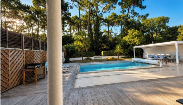 EXCEPTIONAL VILLA IN SAINT-PALAIS-SUR-MER - HEATED POOL - 5 BEDROOMS in Saint-Palais-sur-Mer
