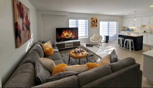 Exceptional 3-bedroom home, Backyard, Netflix, BBQ