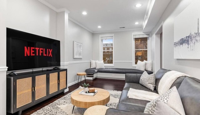 Exceptional 4-BR Homestay near Rock Creek Park