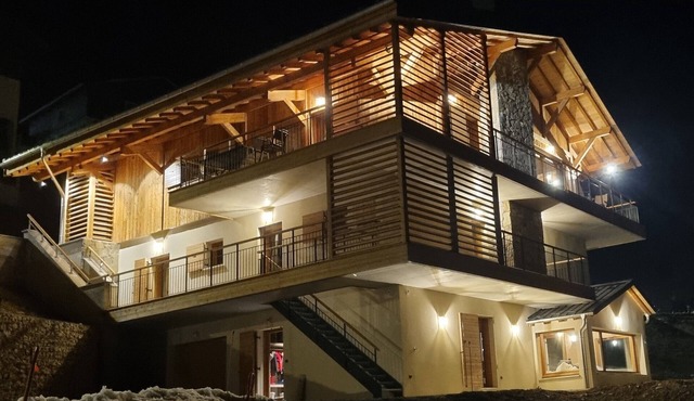 Exceptional 5-star chalet facing Mont Blanc - Jacuzzi & Sauna & Cinema