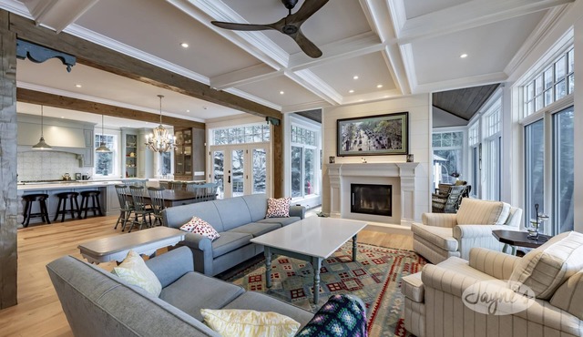 Exceptional 7 bed 5 bath cottage on Lake of Bays with captivating sunset views