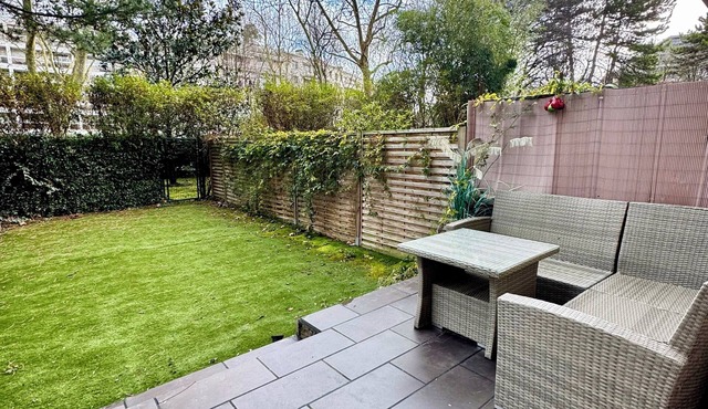 Exceptional apartment with private garden