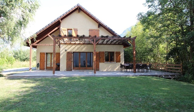 Exceptional Cyclist Friendly House, Bourg d'Oisans