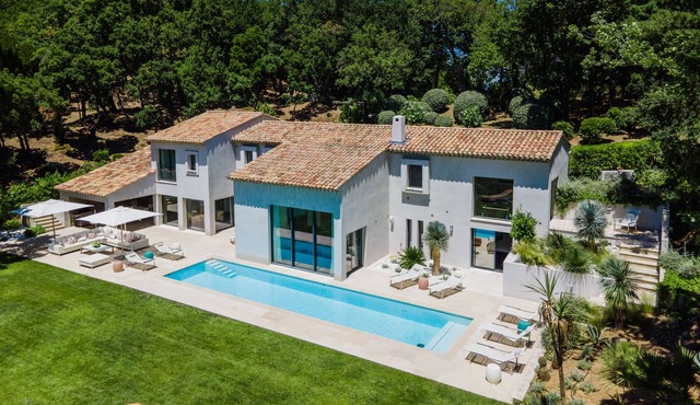 Exceptional contemporary villa – Calm and Panoramic views – Gulf of Saint-Tropez