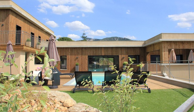 Exceptional contemporary villa in the "Gorges du Tarn"