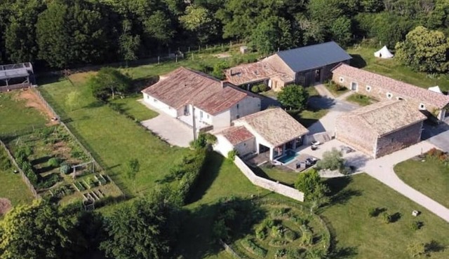 Exceptional eco-domain (spa&pool)