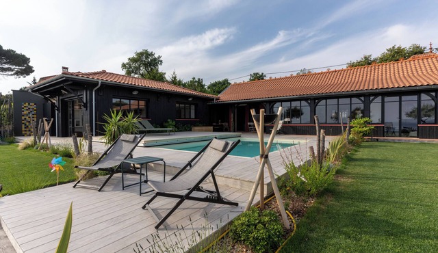 Exceptional residence with sea view