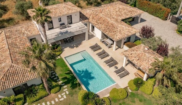 Exceptional villa in the Gulf of Saint-Tropez