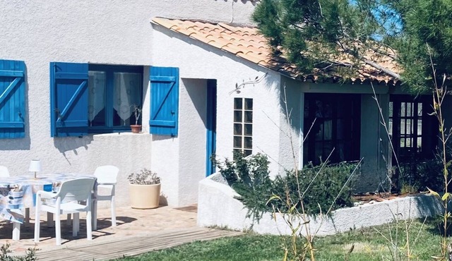 Exceptional House by the sea and in the country
