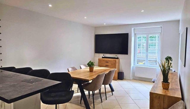 Exceptional house on the Hunaudières straight