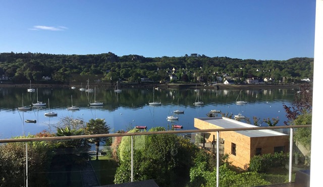 Exceptional location for this waterfront house