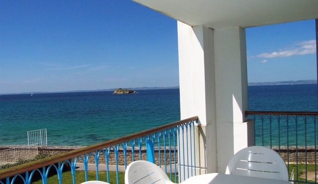 Exceptional location, 3-star apartment, sea view from all rooms