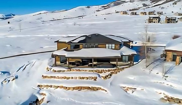 Exceptional luxury 9 bdr 11 bath