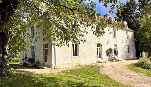 Exceptional Manor House in Normandy – 6 En-suite Bedrooms – History & Elegance