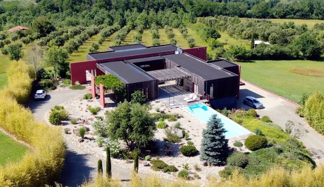 Exceptional modern home in rural setting with amazing views - private pool & gym