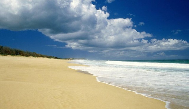 Exceptional Molokai vacation condo - Steps from Hawaii's longest beach