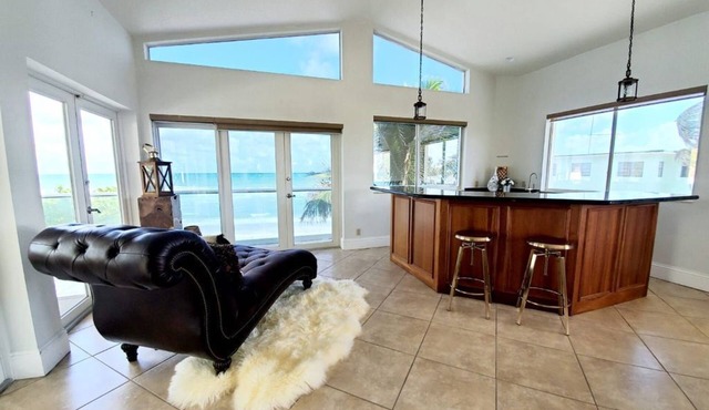 EXCEPTIONAL Oceanfront Private Beach House in Charming Florida Hollywood