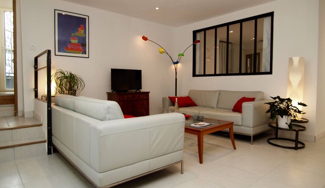 Exceptional : Quiet apartment 600m from the historic center (73m2-4 pers.)