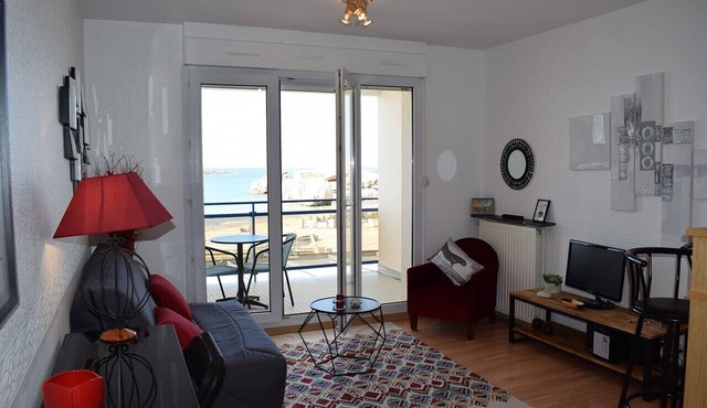 Exceptional SEA VIEW apartment with WIFI in TREGASTEL