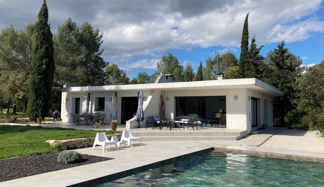 Exceptional setting in the South - Pic Saint Loup - Montpellier area