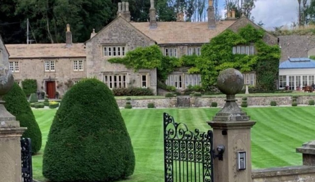 Exceptional Unique 5 Bedroom Manor House