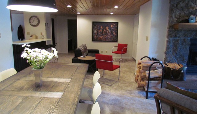 Exceptional View of Lone Peak! Spacious, Family/Group Friendly!