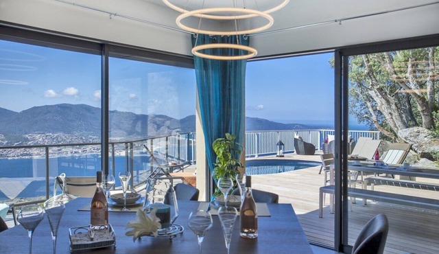 Exceptional villa between sky and sea