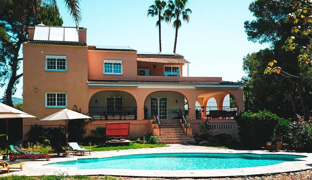 Exceptional villa for 6 to 8 people