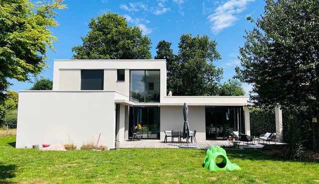 Exceptional Villa in Combrit – Tranquility, Beaches & Modern Comfort