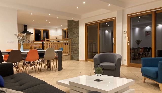 Exceptional villa in the heart of the mountains