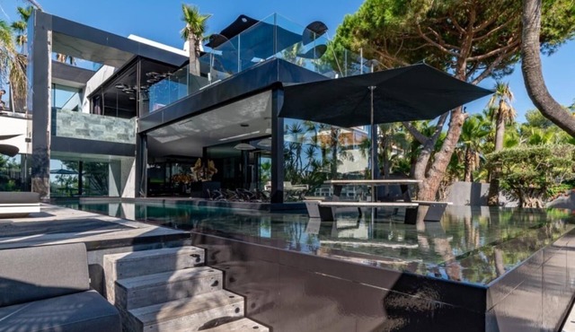 Exceptional villa- Luxury, exoticism and contemporary design✨ ✨